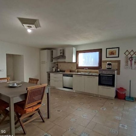 Casa Relax In Periferia Con Ingresso E Parcheggio Privato. Lejlighed Zimmardo Eksteriør billede