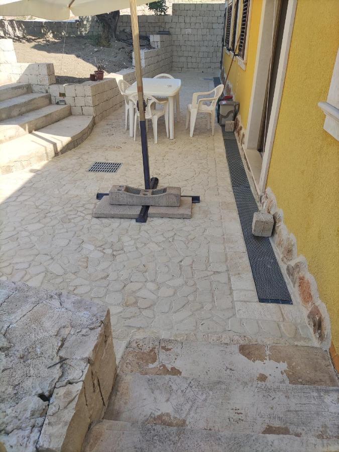 Casa Relax In Periferia Con Ingresso E Parcheggio Privato. Lejlighed Zimmardo Eksteriør billede